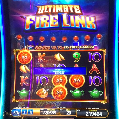$109,732 jackpot on Ultimate Fire Link slot machine