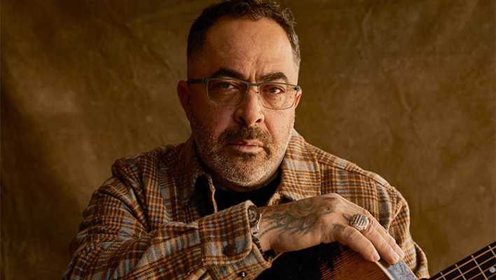 Aaron Lewis and The Stateliners