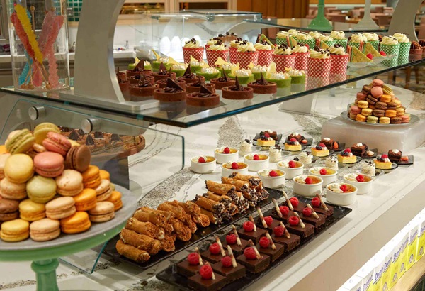 Fresh Harvest Buffet Dessert