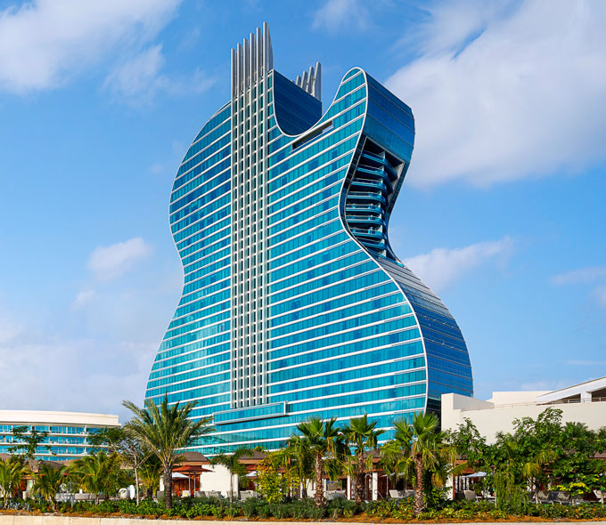 Hard Rock Hotel, The Guitar Hotel, y Oasis Tower