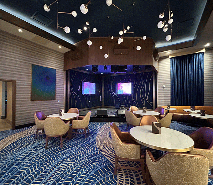 Council Oak Bar Stage