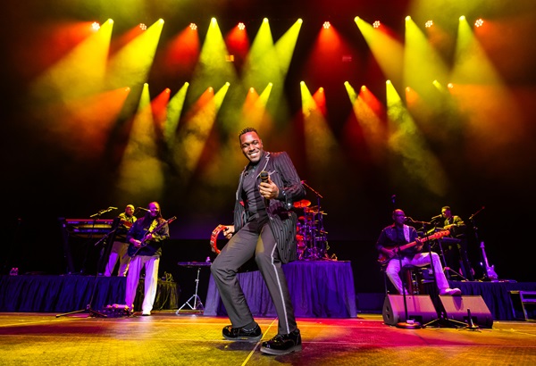 ent_photo_thecommodores
