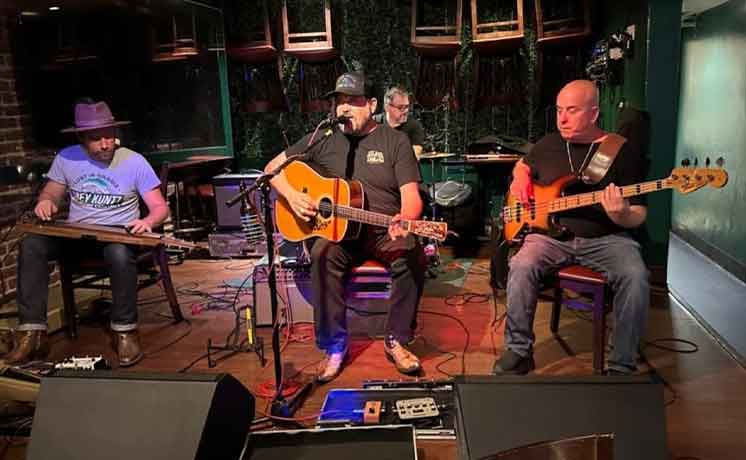 Hard Rock Hotel & Casino Tejon: Vince Galindo & The Country Deluxe